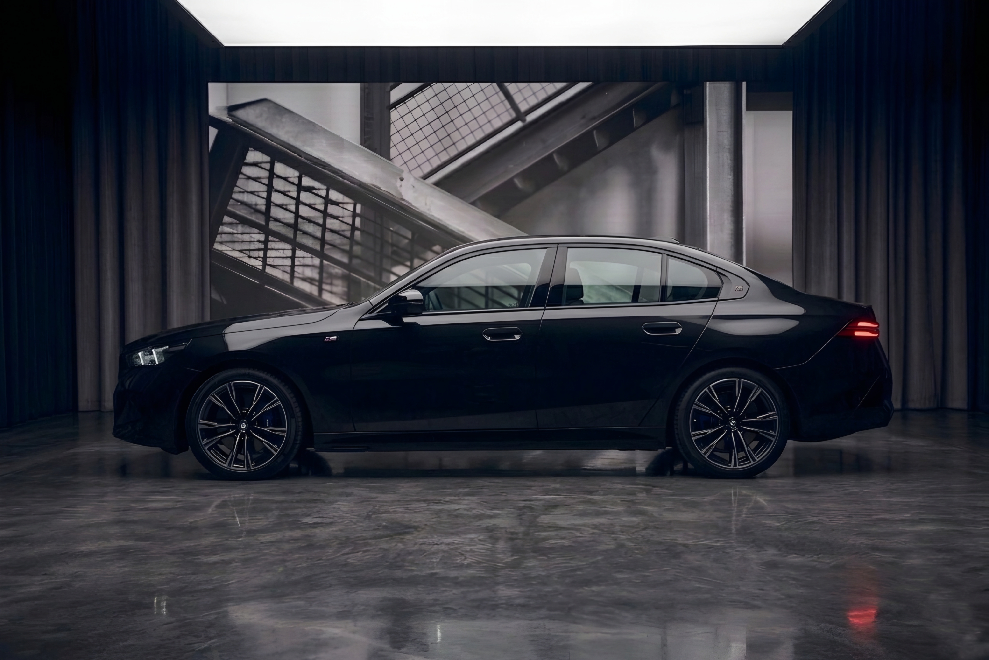 BMW 5 Back