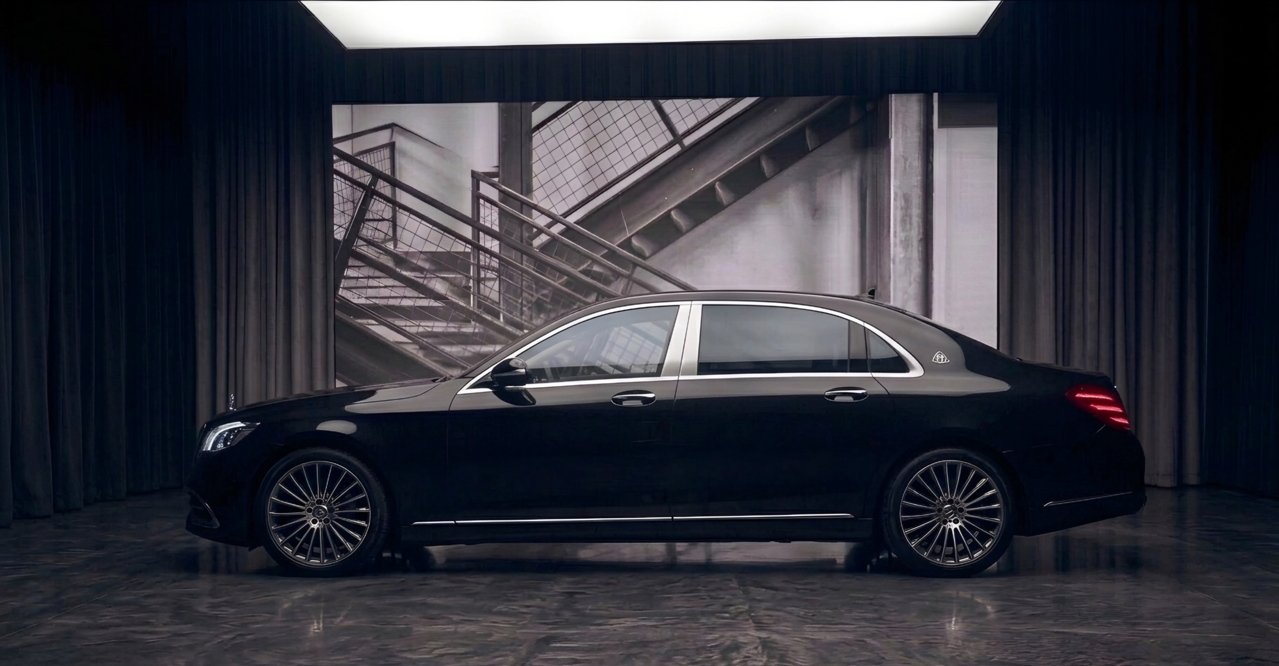 S-Class 222 Maybach Back